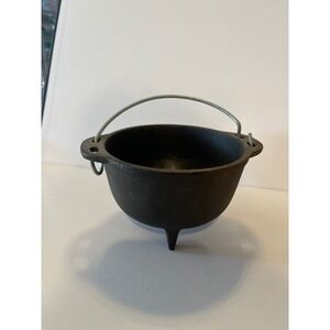 Old Mountain Cast Iron Cauldron 3 Legged Pot with Bail Handle Black 4.5 Inch